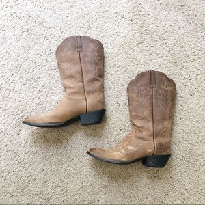 Ariat cowboy boots
